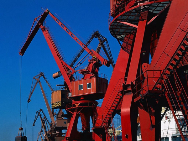 江蘇淮安門座吊銷售公司門座吊吊鏈的操作注意事項