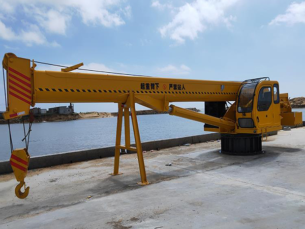 電動液壓回轉起重機