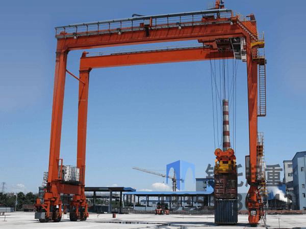 安徽蕪湖集裝箱門式起重機廠家集裝箱門式起重機精準定位