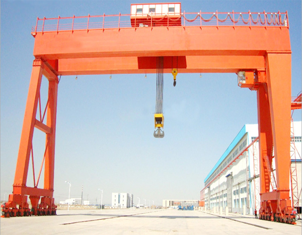 雙主梁門(mén)式起重機(jī)
